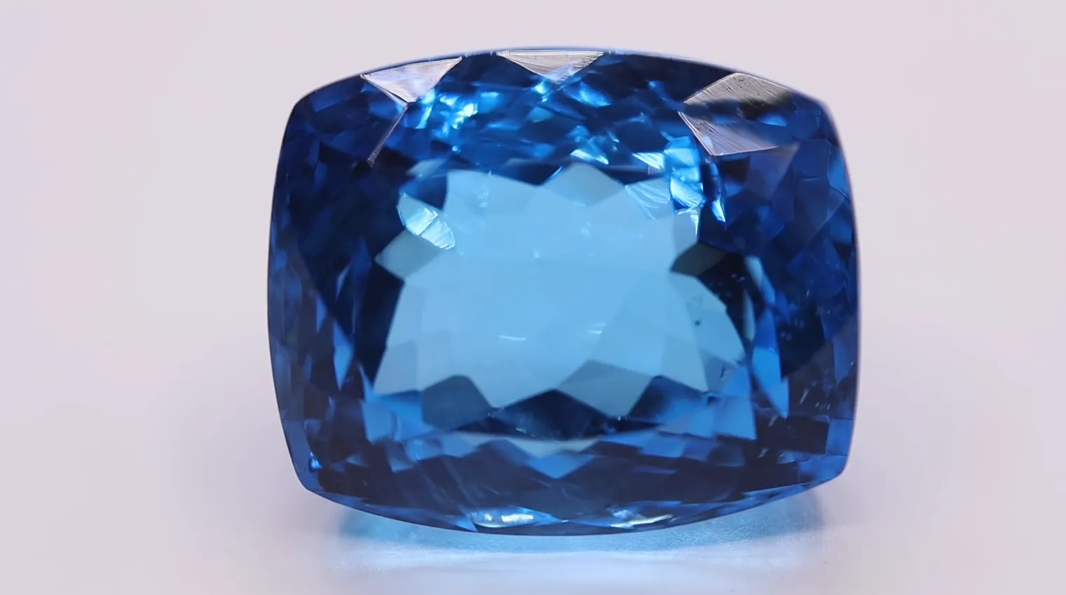 18.70 x 15.48 Cushion Blue Topaz