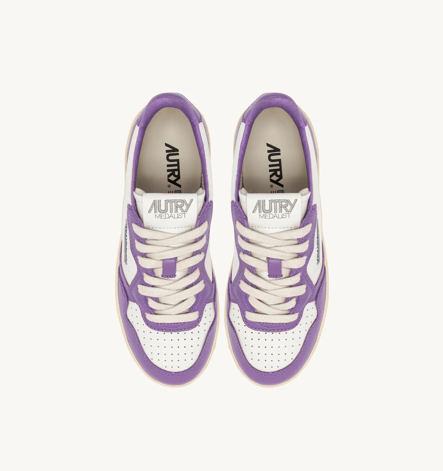 AUTRY NEW ARRIVALS WOMAN WOMANMEDALIST PLATFORM LOW SNEAKERS IN LEATHER COLOR WHITE AND LAVENDER