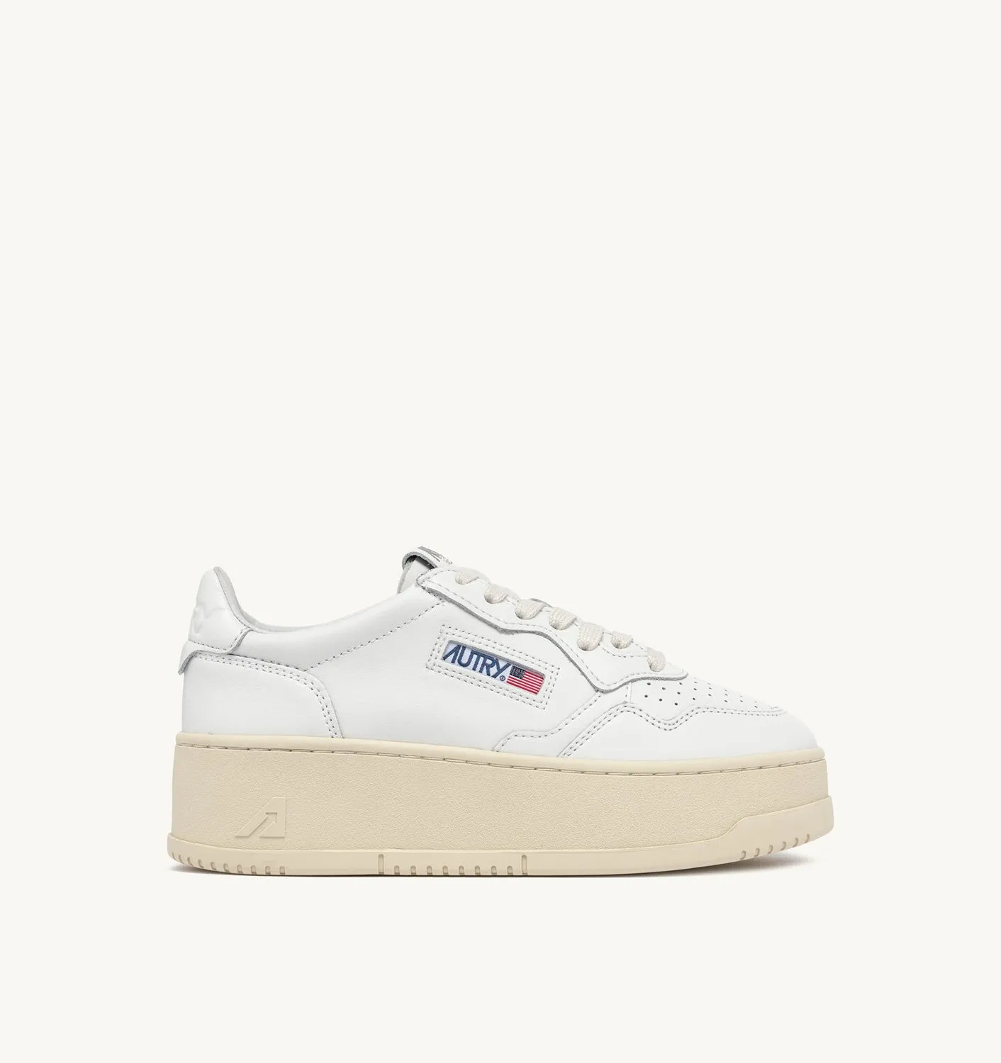 AUTRY NEW ARRIVALS WOMAN WOMANMEDALIST PLATFORM SNEAKERS IN WHITE LEATHER