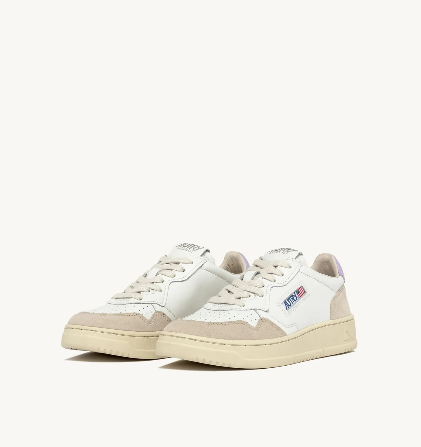 AUTRY SNEAKERS WOMANMEDALIST LOW SNEAKERS IN WHITE AND LILAC LEATHER AND BEIGE SUEDE