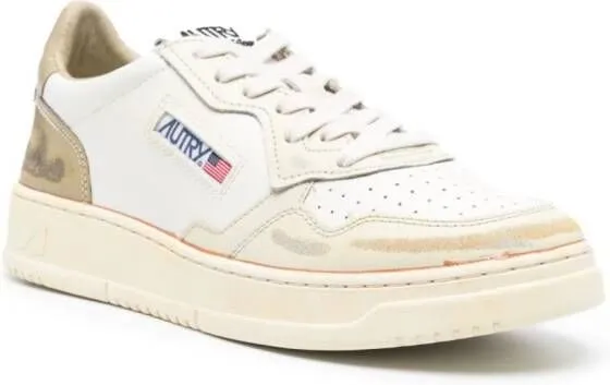 Autry Sup Vint Low leather sneakers White