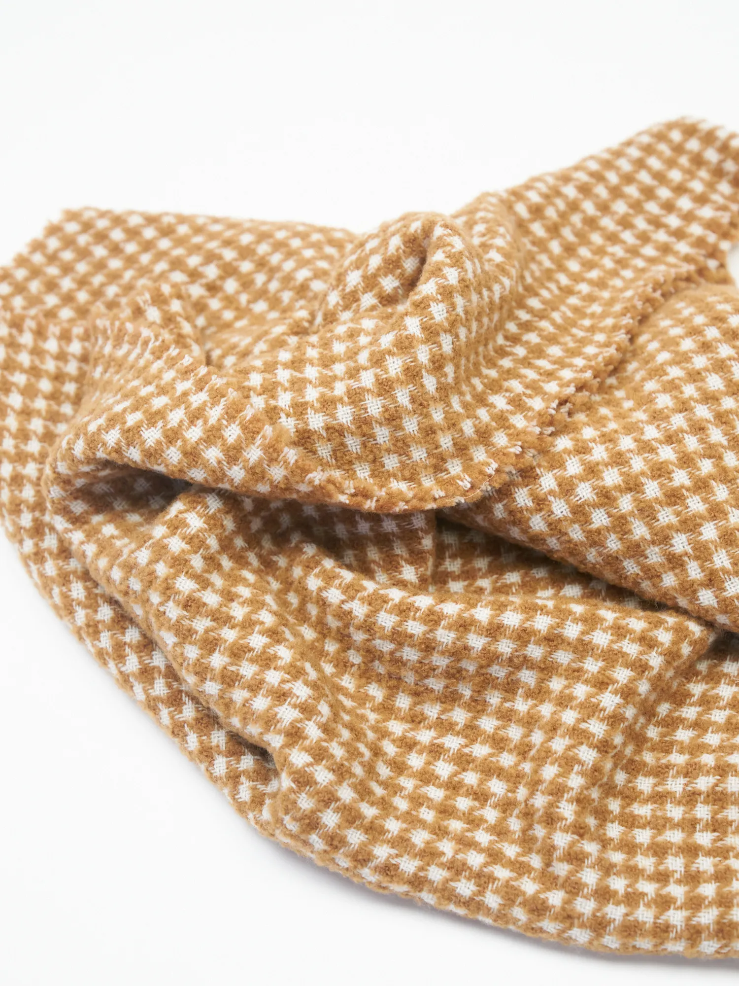 Markt Scarf Camel/ White 