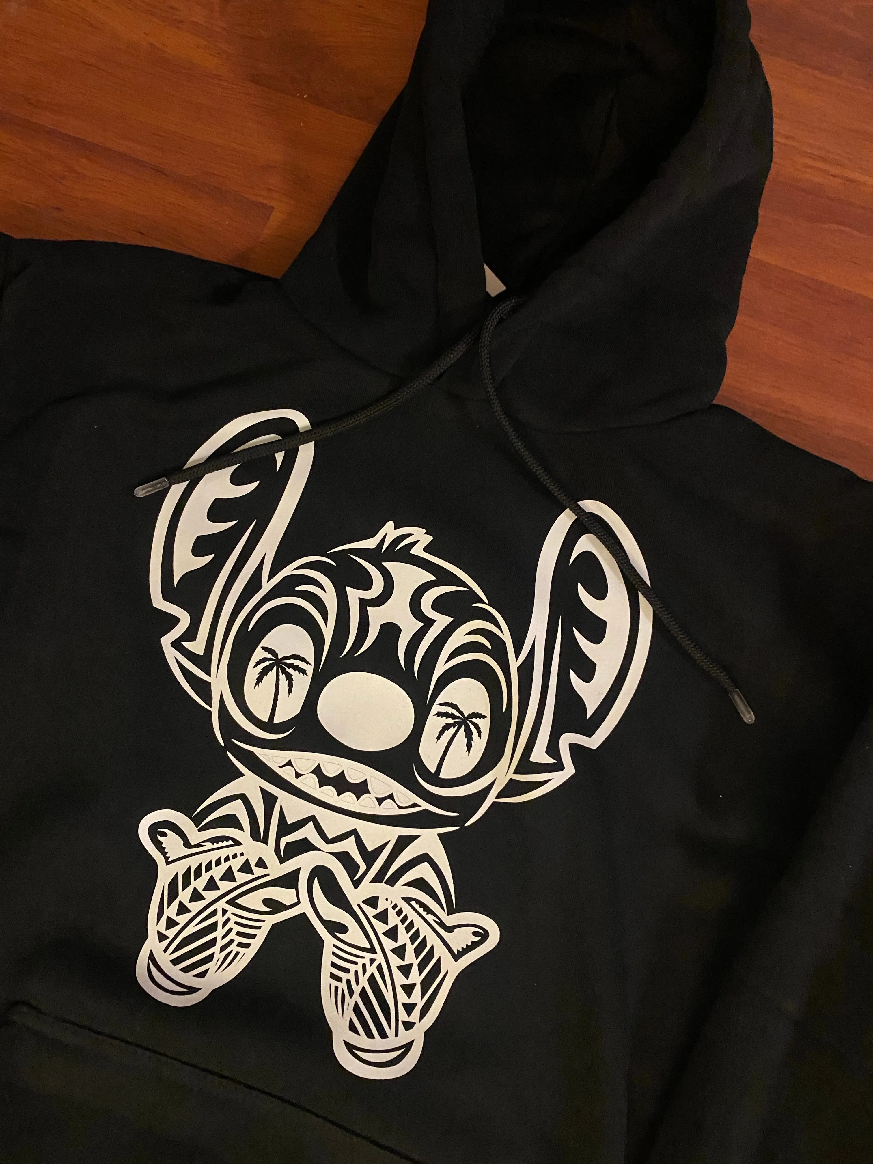 Tribal Tattoos Shaka Kids Hoodies Glow in the Dark